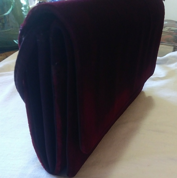 Nine West Red Velour Purse Shoulder Strap - Picture 4 of 8